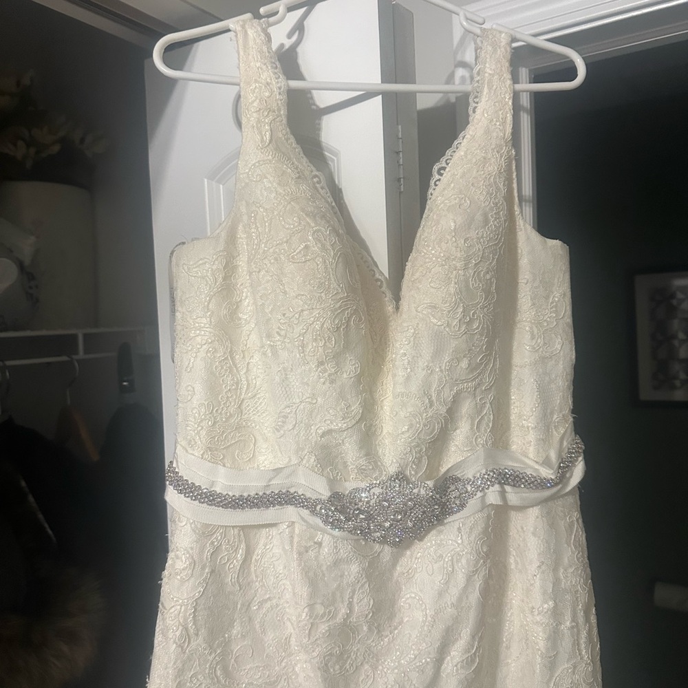 Elegant Lace Wedding Dress with Beaded Belt